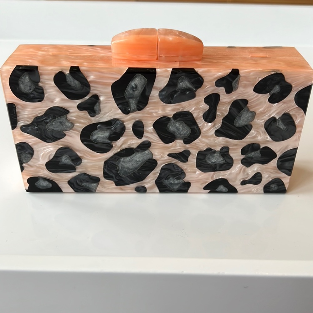 Tuckernuck Rose Leopard Clutch